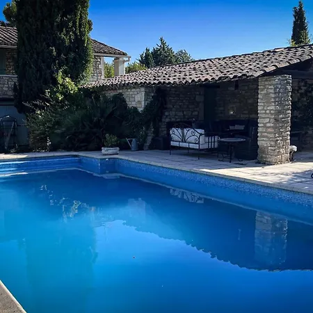 Guest house Terre D'oliviers Issirac